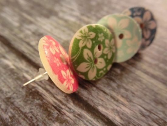 Preview: Ohrstecker Holzknöpfe Hibiskus Hawaii